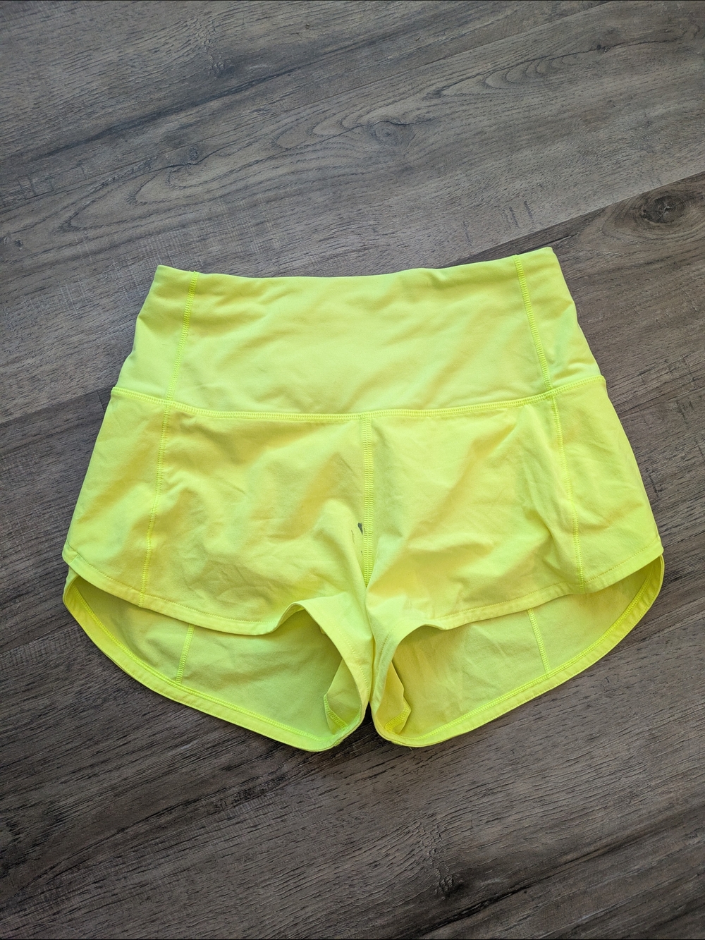 lululemon athletica Neon Yellow High-Rise Speed-up Shorts Sz 0 W Flaw